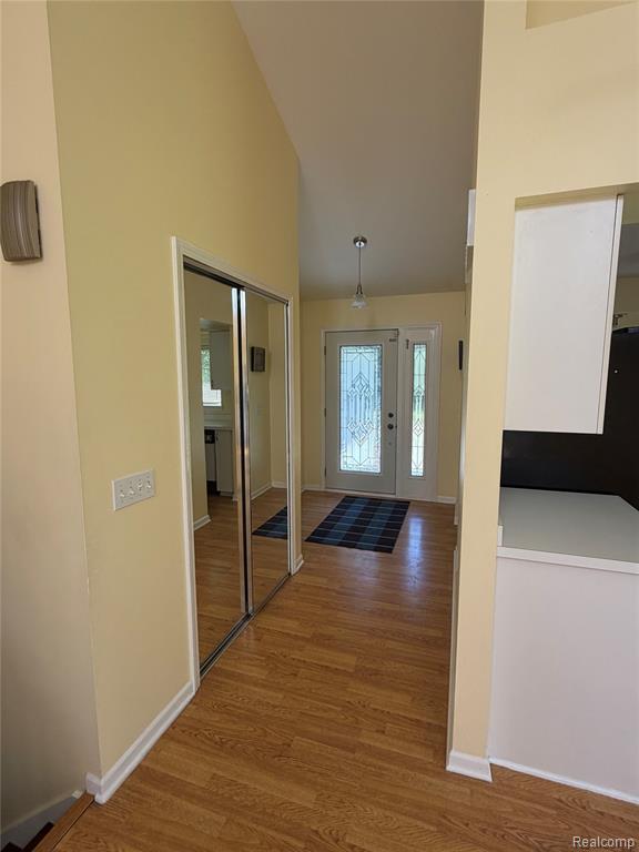 520 Springle Drive, Waterford, MI 48327 — Photo 25