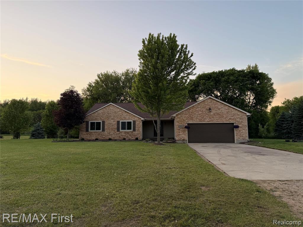 5555 Troika Trail, Dryden, MI 48428 — front exterior