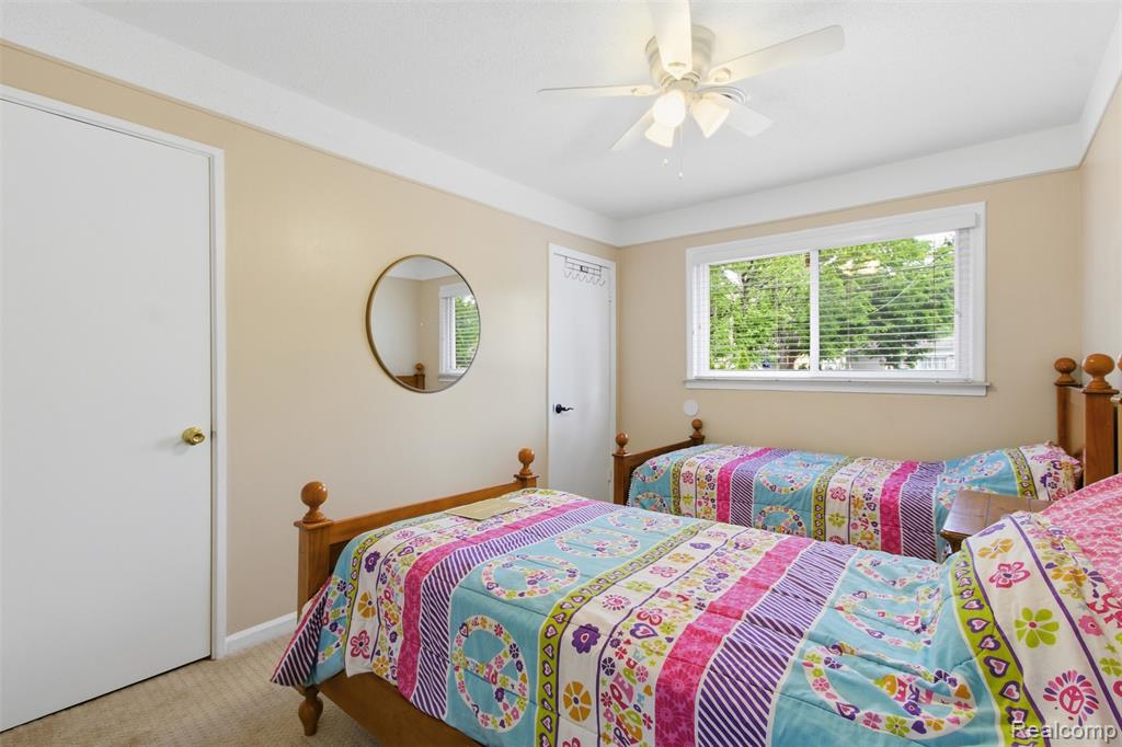 397 Longfellow Street, Inkster, MI 48141 — Photo 11