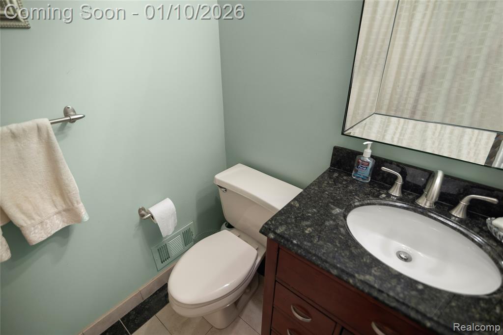 7252 Huntcliff, West Bloomfield, MI — Photo 18