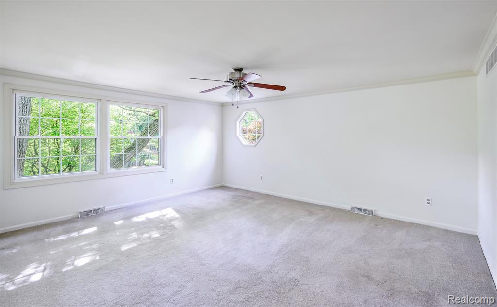 4269 N Willoway Estates Court, Bloomfield Hills, MI 48302 — Photo 11