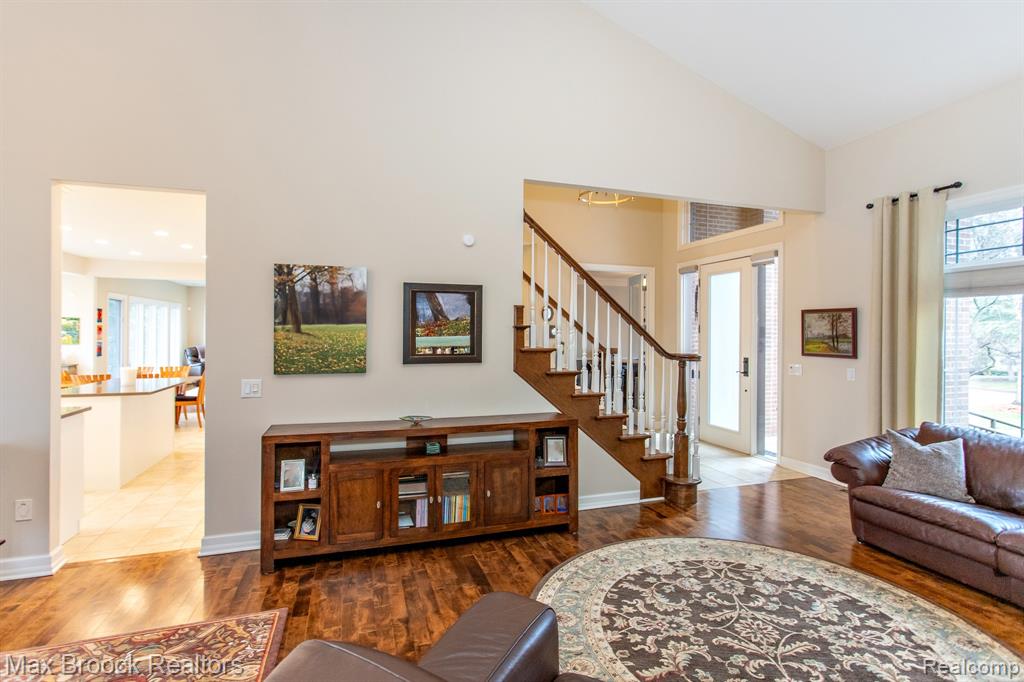 7080 Colony Drive, West Bloomfield, MI 48323 — Photo 13