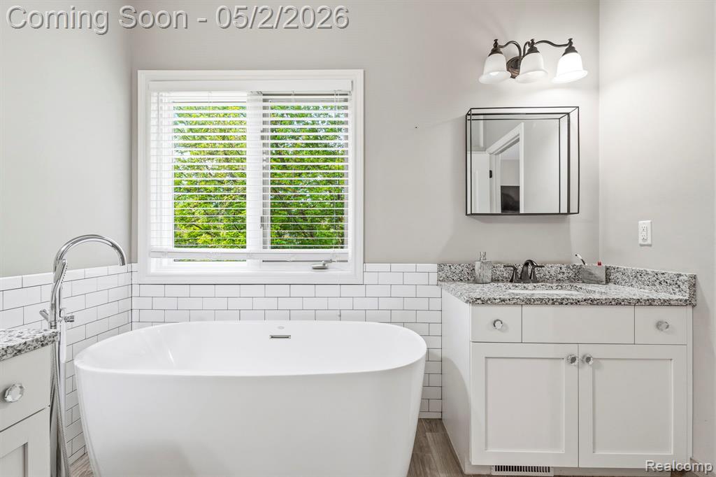 19361 Concetta Drive, Macomb, MI 48044 — Photo 21
