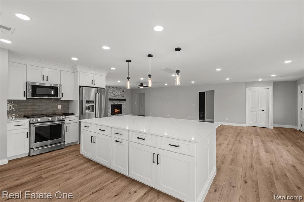 47900 Jefferson Avenue, Chesterfield, MI 48047 — Photo 15