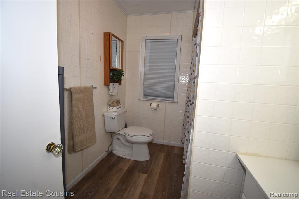 604 MAPLE Street, Howell, MI 48843 — Photo 10
