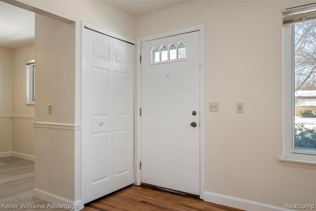 26529 Willow Cove, Woodhaven, MI 48183 — Photo 3