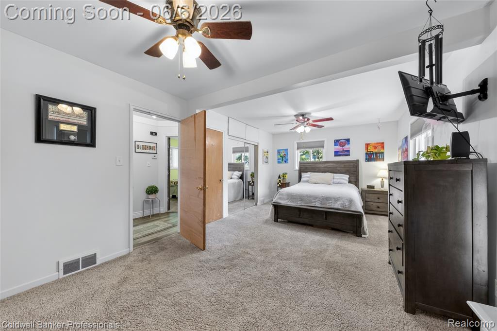 373 Tilmor Drive, Waterford, MI 48328 — Photo 20
