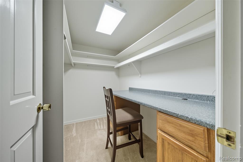 19710 W 13 Mile Road, 108, Beverly Hills, MI 48025 — Photo 31