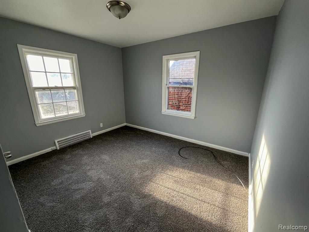 5900 CADIEUX Road, Detroit, MI 48224 — Photo 9