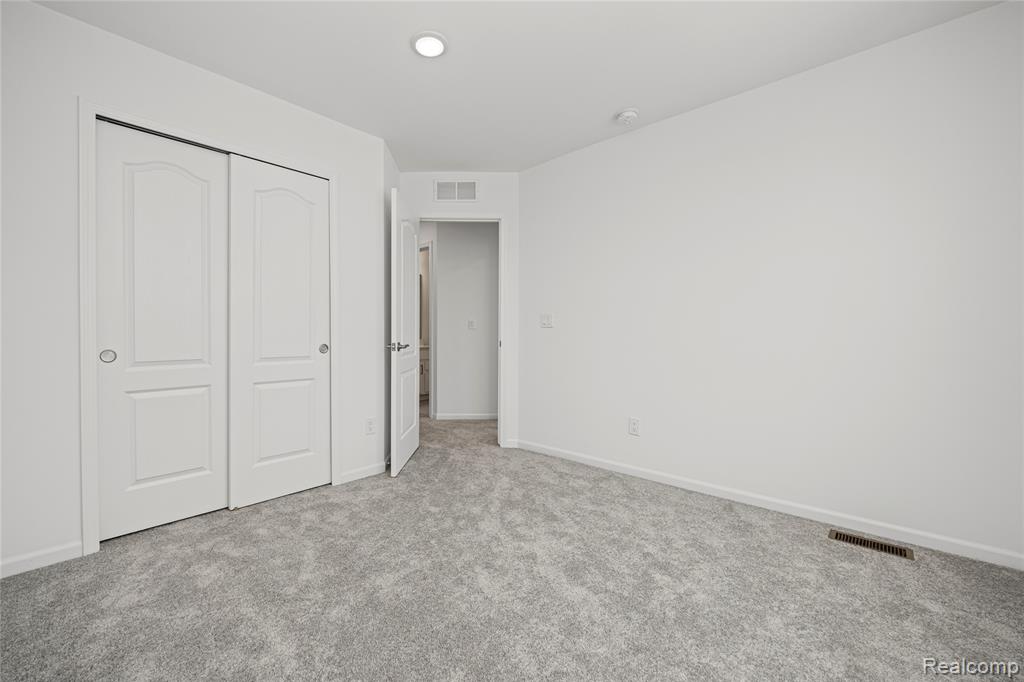 43071 Atwood Avenue, Novi, MI — Photo 36