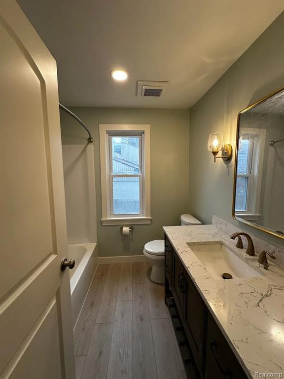 1449 BENVENUE Street, Sylvan Lake, MI 48320 — Photo 11
