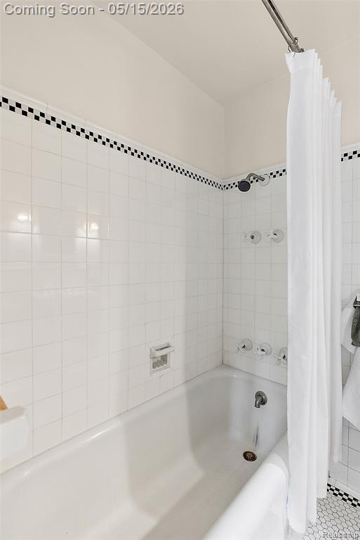 26329 York Road, Huntington Woods, MI — Photo 40