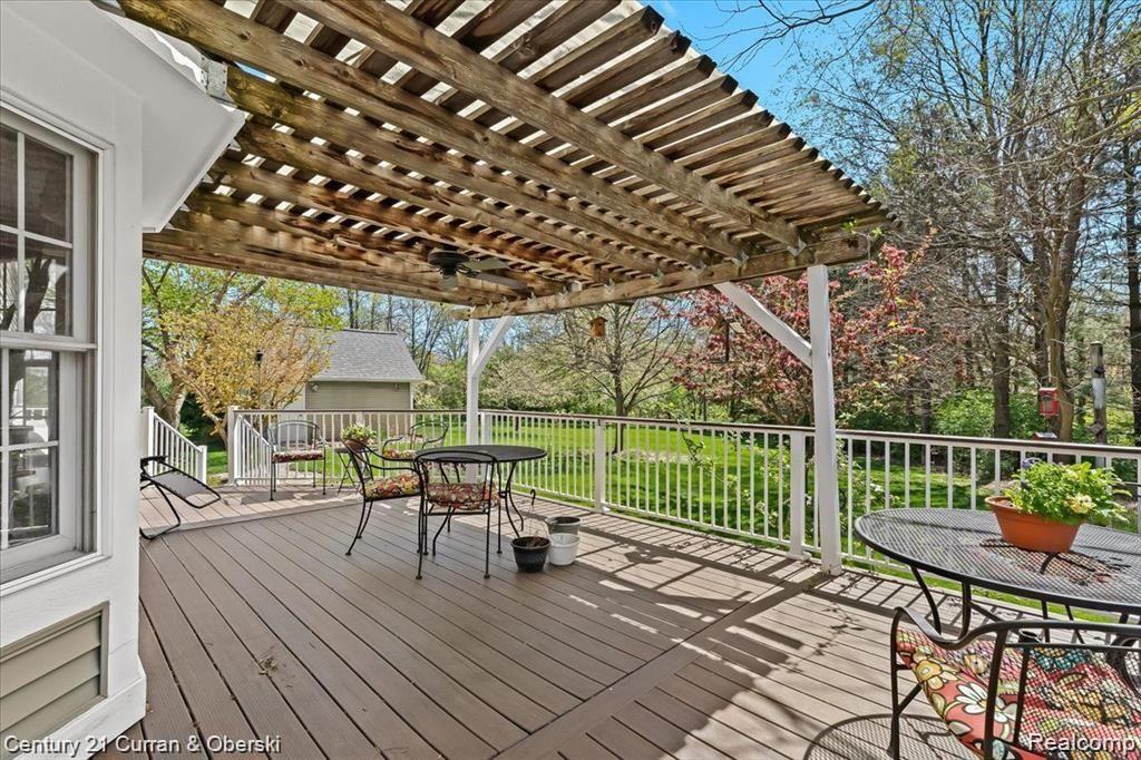 9810 GOLDFINCH Court, Saline, MI 48176 — Photo 39