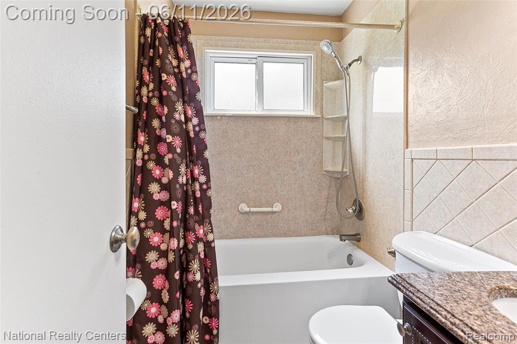 5191 Lynsue Lane, Waterford, MI 48327 — Photo 22
