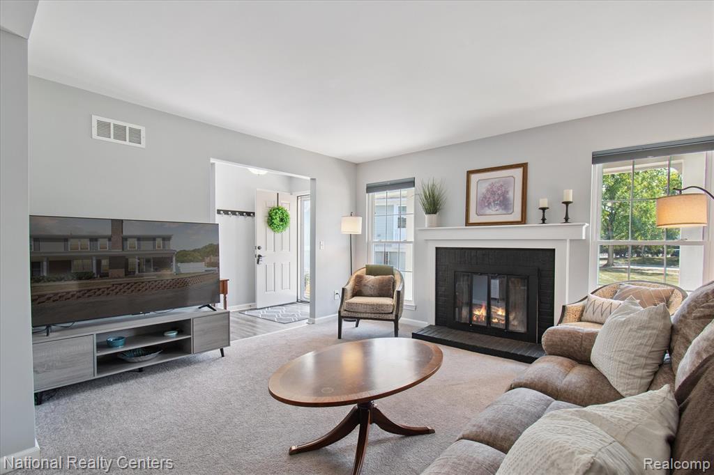 21348 E Glen Haven Circle, Novi, MI 48167 — Photo 8