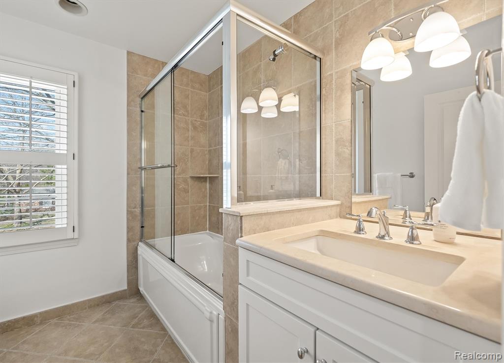 5067 Van Ness Drive, Bloomfield Hills, MI 48302 — Photo 20