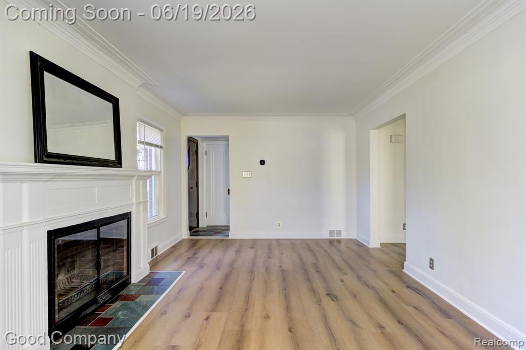 831 W Breckenridge Street, Ferndale, MI 48220 — Photo 12
