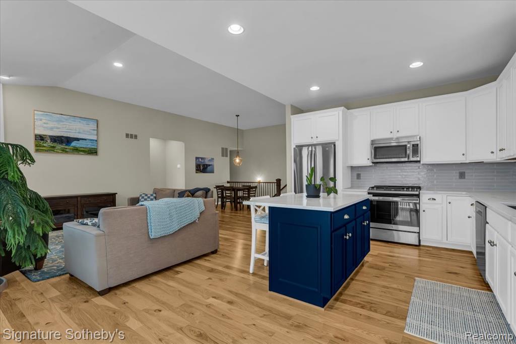 327 Bozeman Court, Howell, MI 48843 — Photo 16