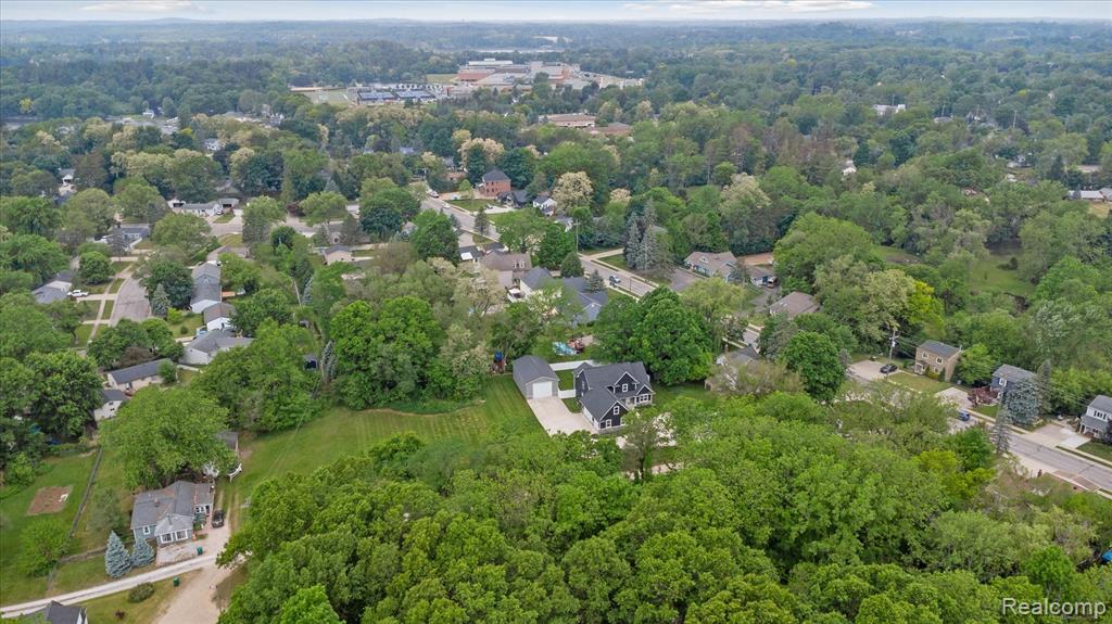 595 BRIGHTON LAKE RD, Brighton, MI 48116 — Photo 59