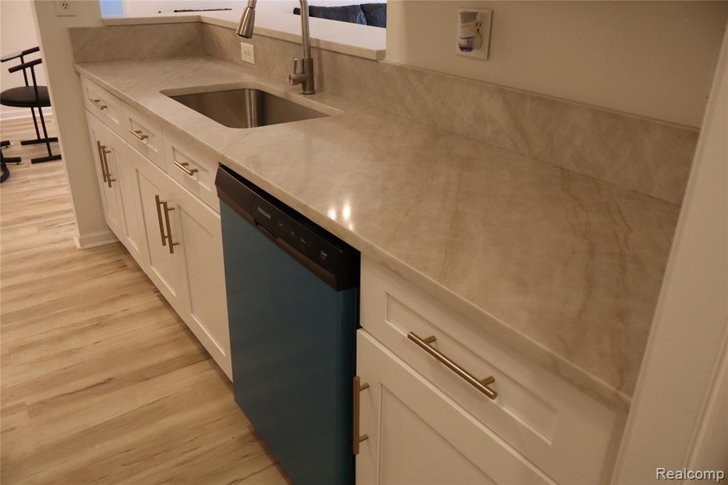 44944 Marigold Drive, Sterling Heights, MI 48314 — Photo 18