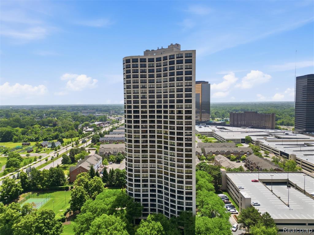 5000 Town Center, 1806, Southfield, MI 48075 — Photo 24