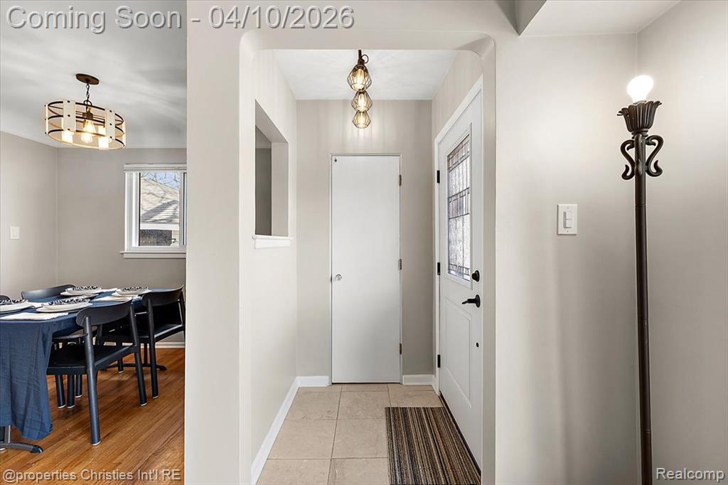 8441 Northfield Boulevard, Oak Park, MI 48237 — Photo 4