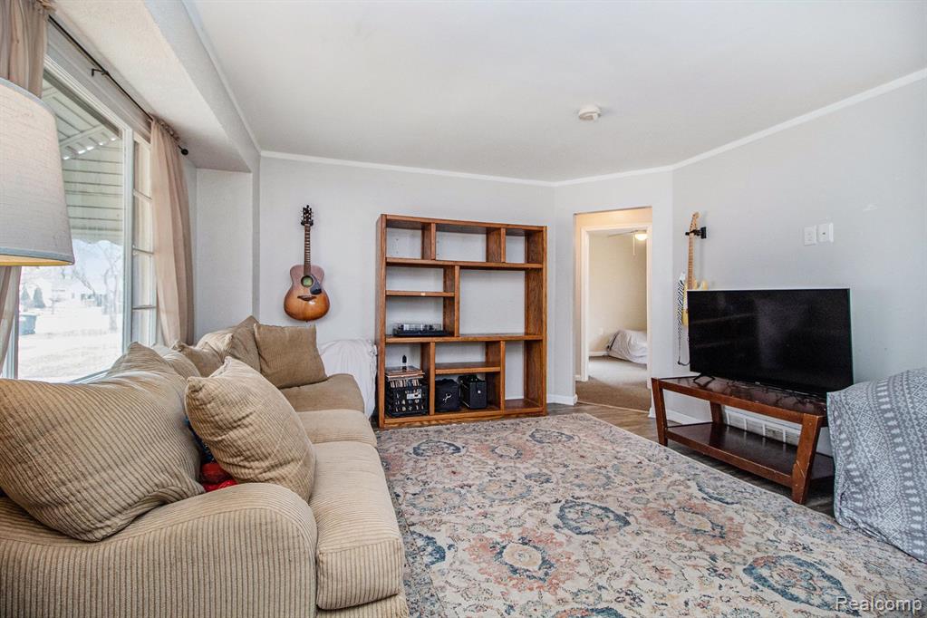 6773 CORNELL Street, Taylor, MI 48180 — Photo 3