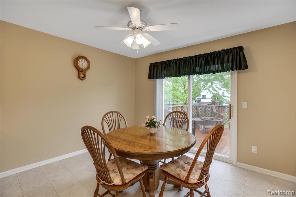 43250 DANIEL Drive, Van Buren, MI 48111 — Photo 9