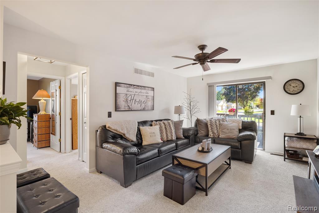 41600 Janet Drive, Clinton Twp, MI 48038 — Photo 16