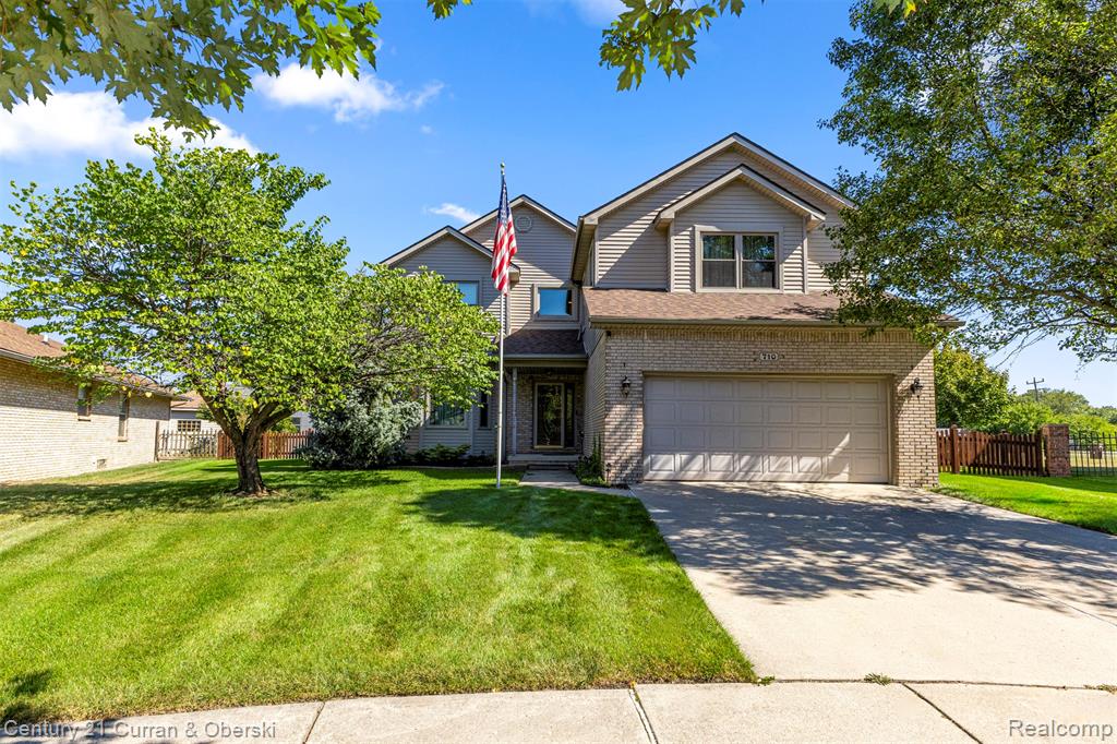 710 Saint Johns Blvd. Saint Johns Boulevard, Lincoln Park, MI 48146 — front exterior
