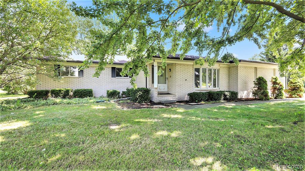 50600 ROMEO PLANK Road, Macomb, MI 48044 — front exterior