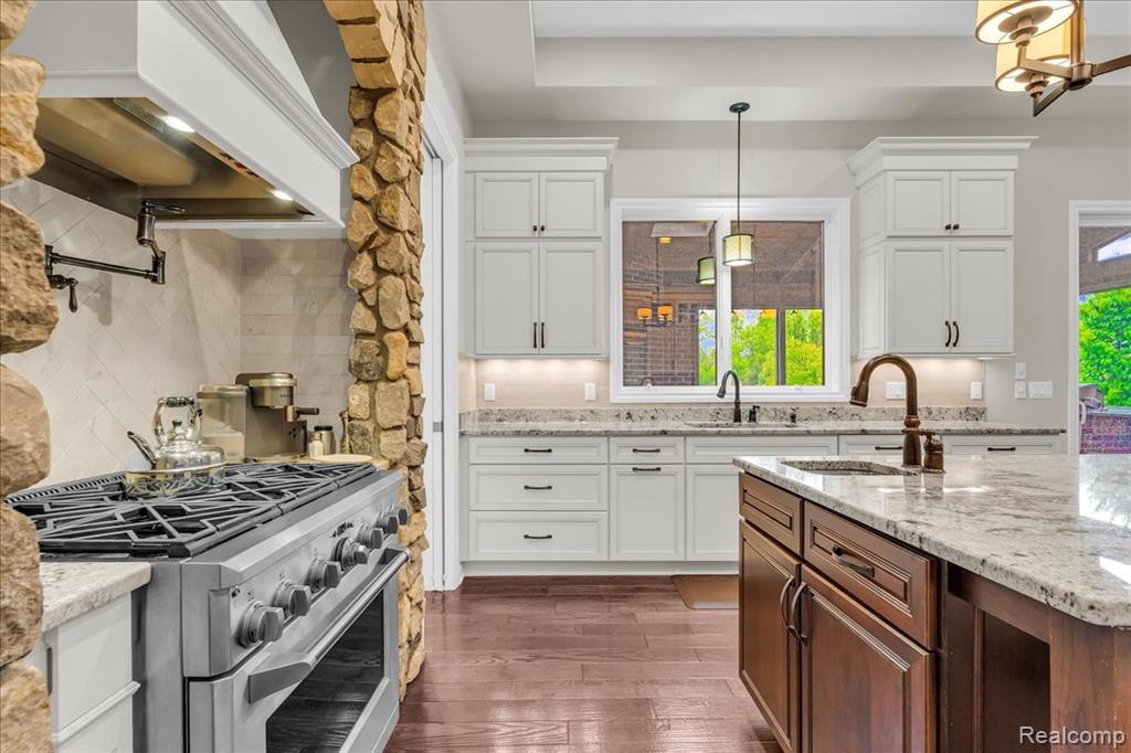 21174 Bridle Run, Northville, MI 48167 — Photo 16