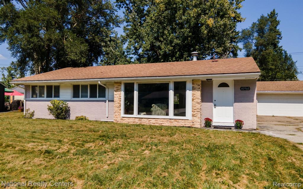 40960 MOORINGSIDE, Novi, MI — front exterior
