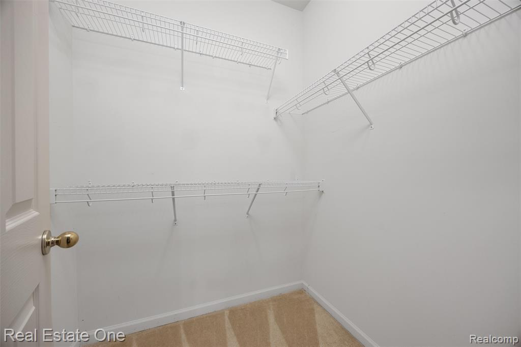 4104 Chesapeake Circle, Walled Lake, MI 48390 — Photo 17