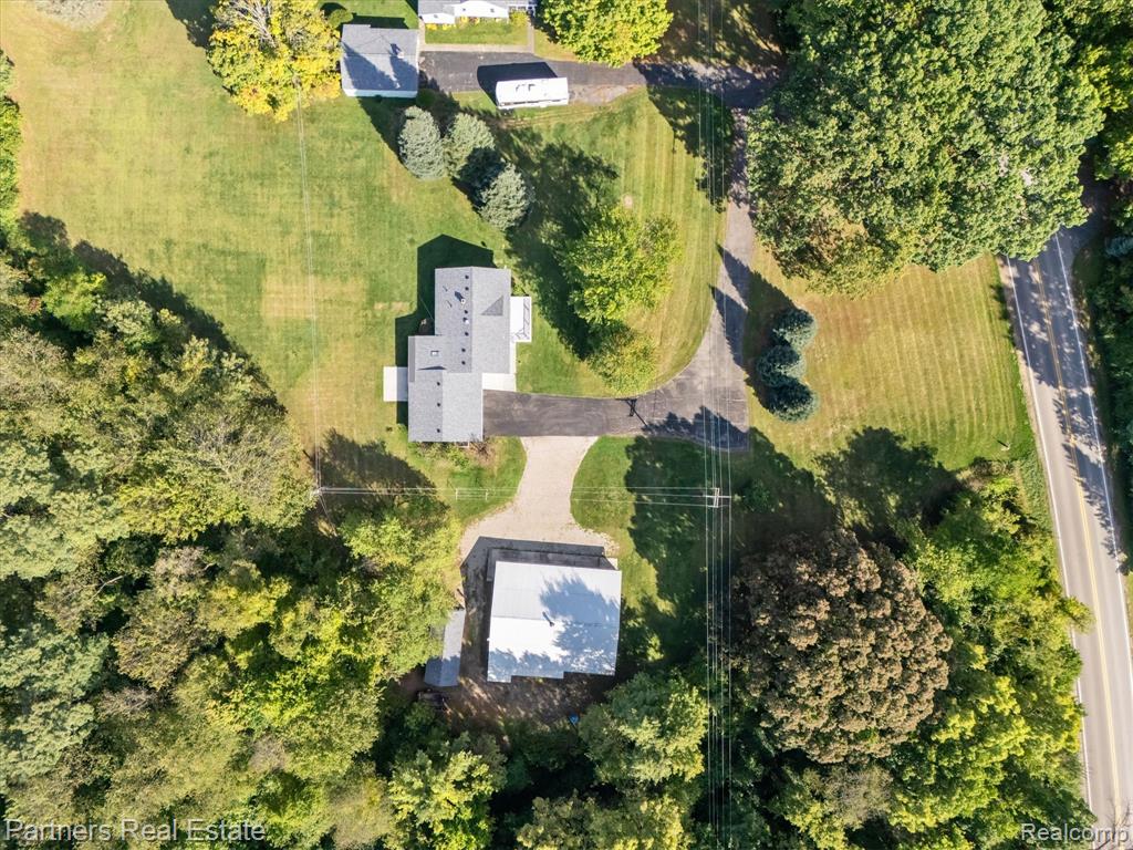 6505 Strawberry Lake Road, Hamburg, MI — Photo 66