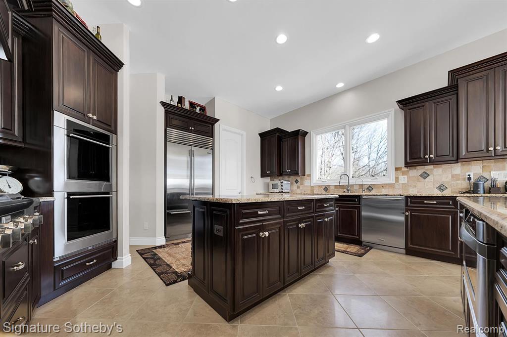 5001 FOREST VALLEY, Clarkston, MI 48348 — Photo 32