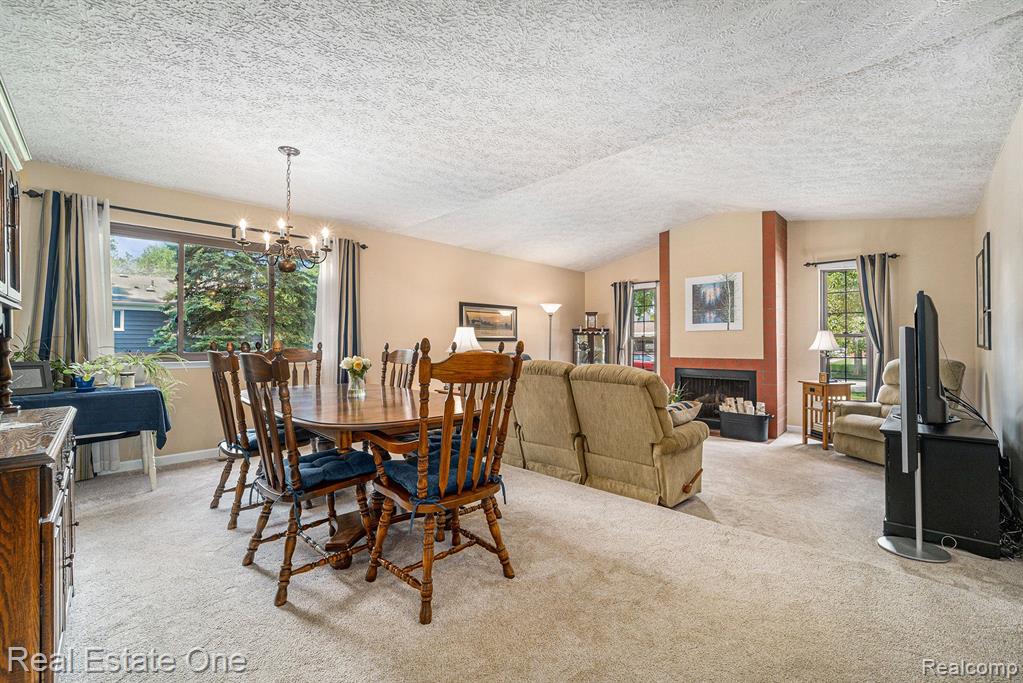 772 RANDALL Drive, Troy, MI 48085 — Photo 9