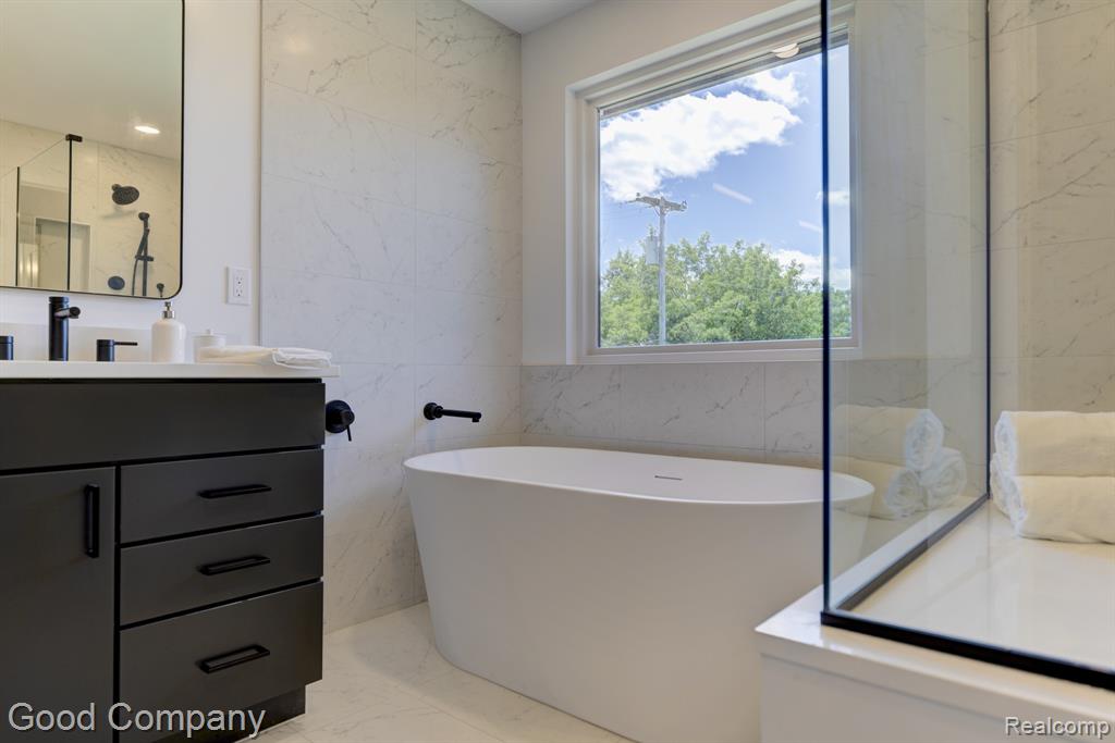 804 Irving Avenue, Royal Oak, MI 48067 — Photo 57