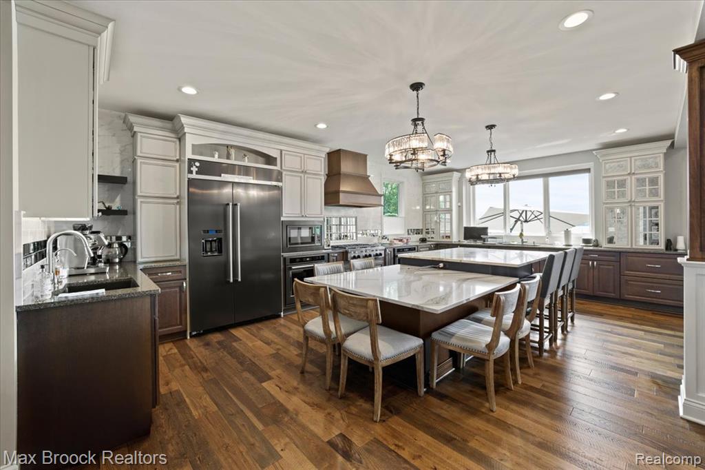 8184 Woodland Shore Drive, Brighton, MI 48114 — Photo 11