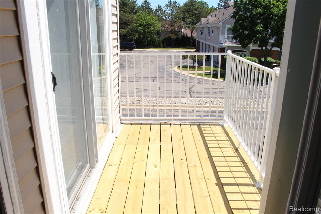 56501 Chesapeake Trail, 57, Utica, MI 48316 — Photo 12