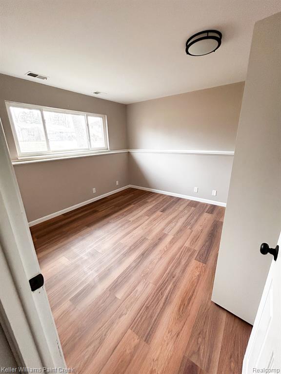5832 OPALINE Drive, Waterford, MI 48327 — Photo 19