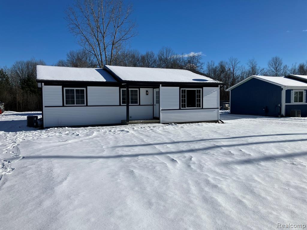 1604 Allen Road, Kimball, MI — Photo 2