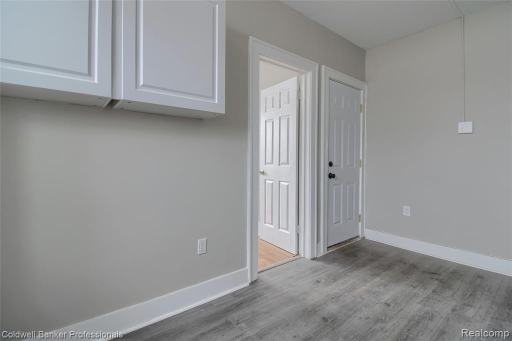 4899 Hillsboro Street, Detroit, MI 48204 — Photo 12