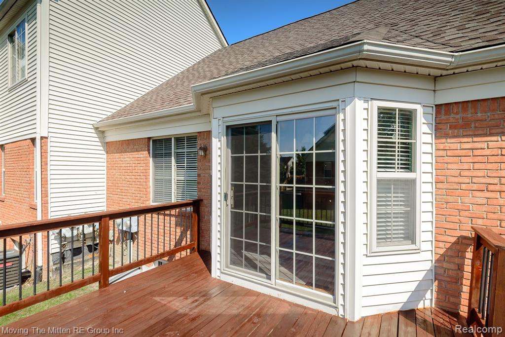 8834 PRAIRIE Court, Van Buren, MI 48111 — Photo 27