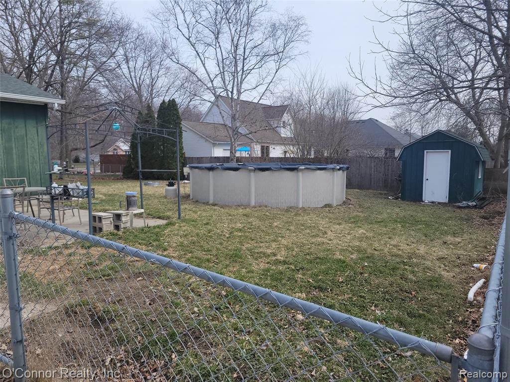 459 Michigan Avenue, Marysville, MI 48040 — Photo 2