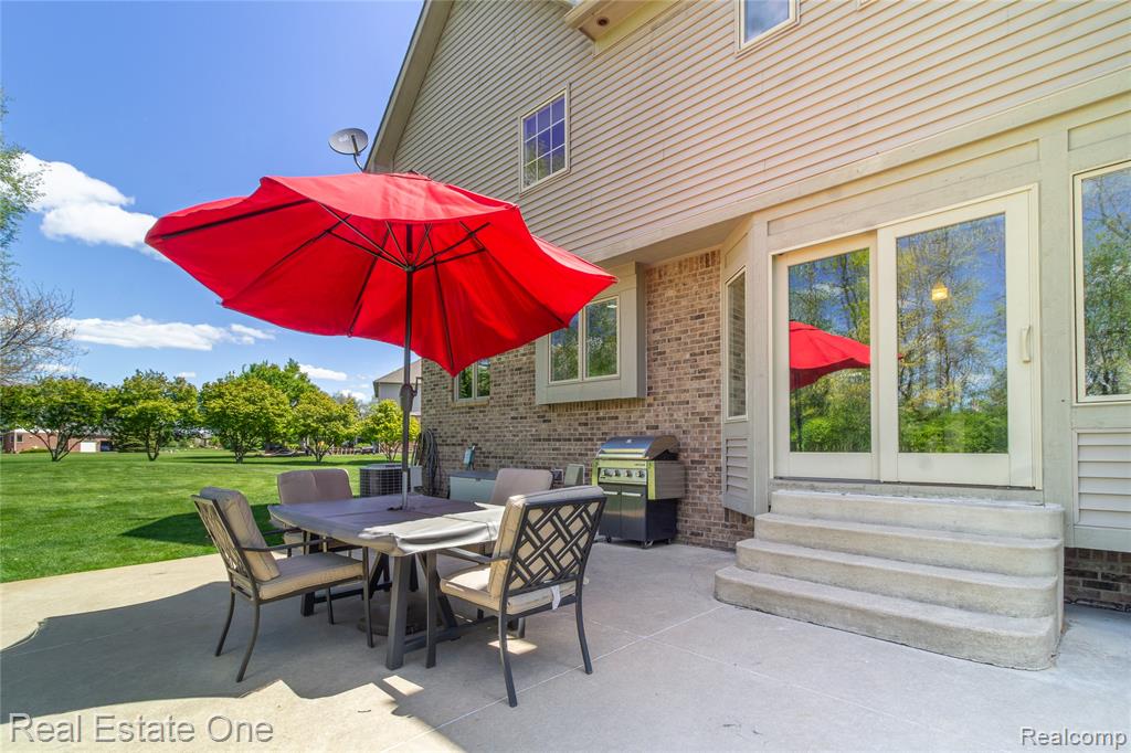 9068 Lebarron Court, Saline, MI 48176 — Photo 42
