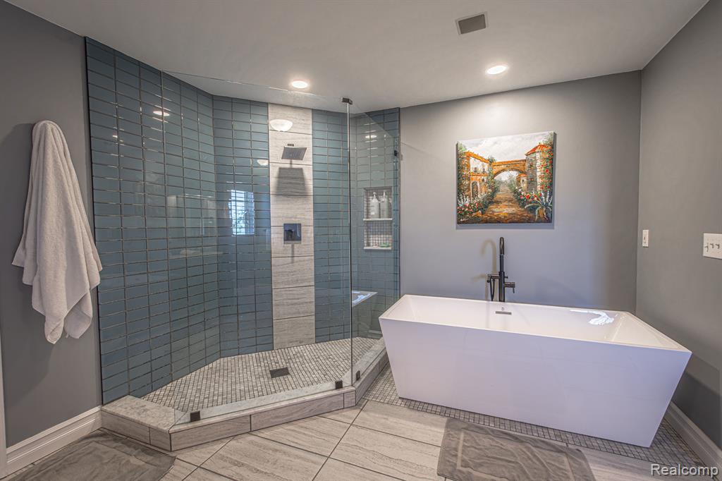 4670 HARVEST Row, MI 48049 — Photo 61
