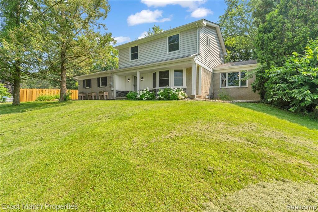 3980 N Hickory Ridge Road, Highland, MI — Photo 8