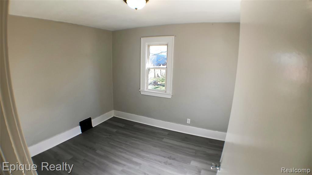 949 Boston Unit A Avenue, Waterford, MI 48328 — Photo 10