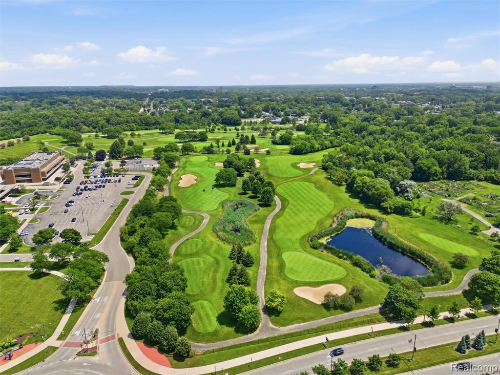 5000 Town Center, 1806, Southfield, MI 48075 — Photo 28